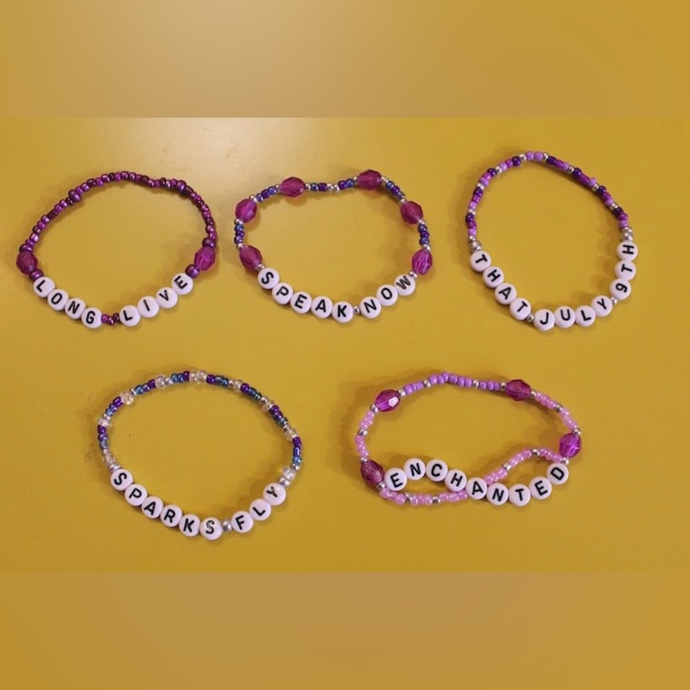 Taylor Swift Eras Tour Friendship Bracelet 5 pack lyrics beaded Enchanted